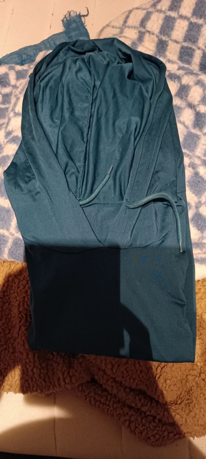Haut t-shirt de sport avec poche
