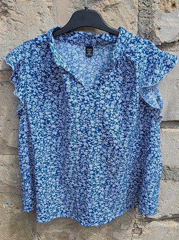 Blouse bleu / blanc fleuris