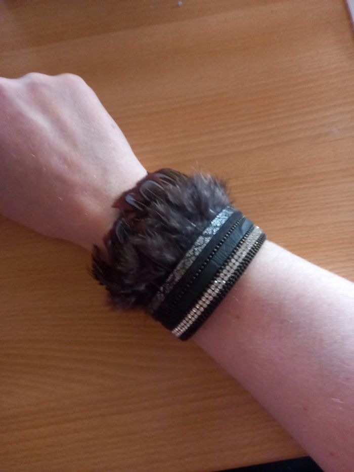 💝 Bracelet avec plumes