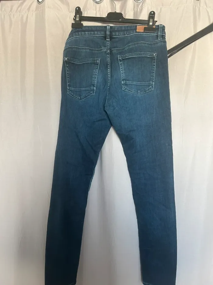 Jeans - photo numéro 2