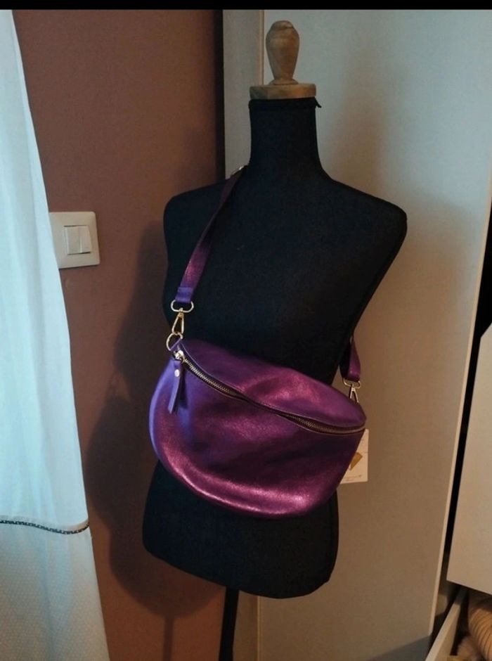 Sacoche femme violette pailletée