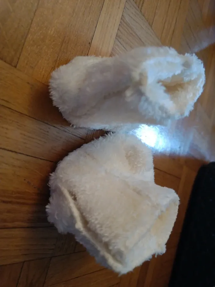 Chaussons blancs bébé H&M 14-15 - photo numéro 4