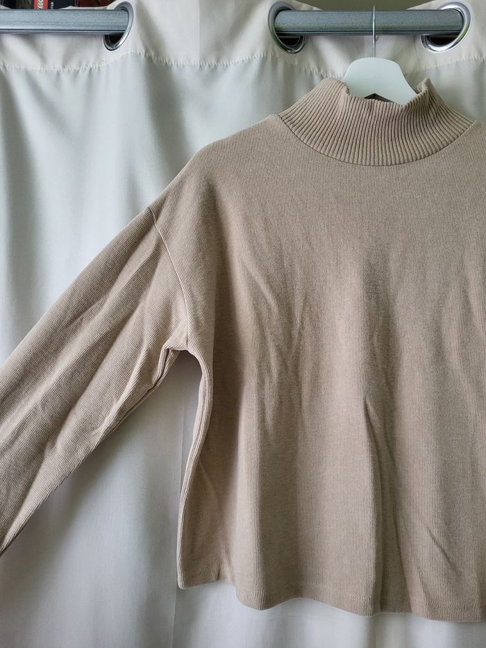 Pull col montant - photo numéro 2