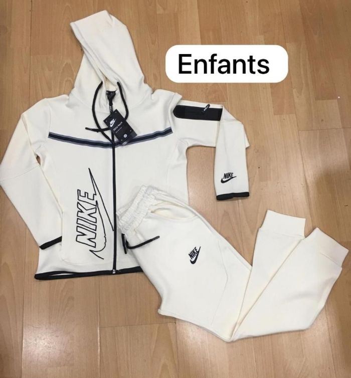 Training enfant neuf