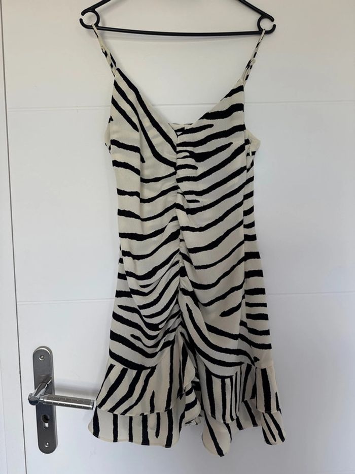 Robe courte