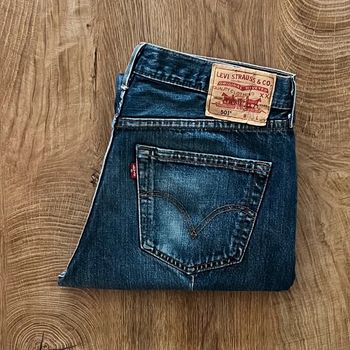 Jean/pantalon bleu effets usés Levi's 501, homme, taille W 33 (42 taille française)