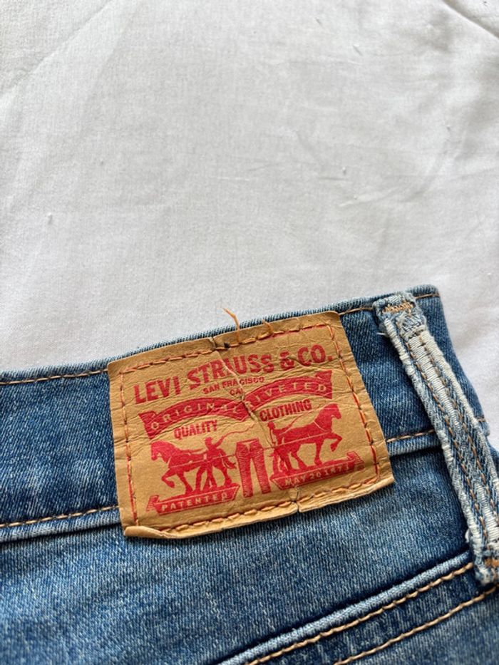 Jean Levi’s slimming skinny slim fit bleu destroy mi taille haute taille M/38 L30 - photo numéro 14