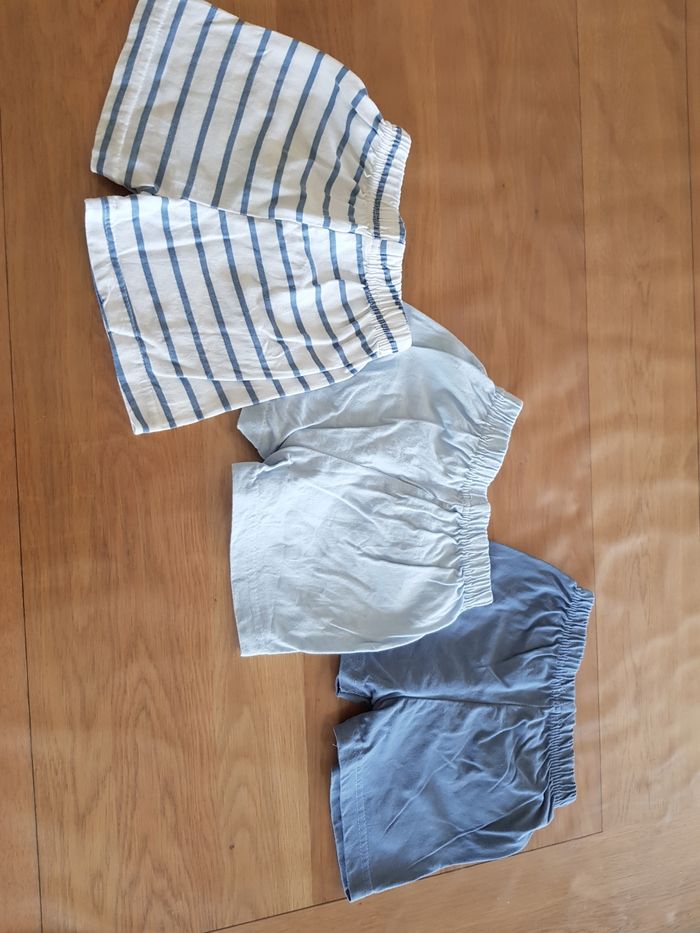Lot garçon 3 shorts taille 6 mois - photo numéro 2