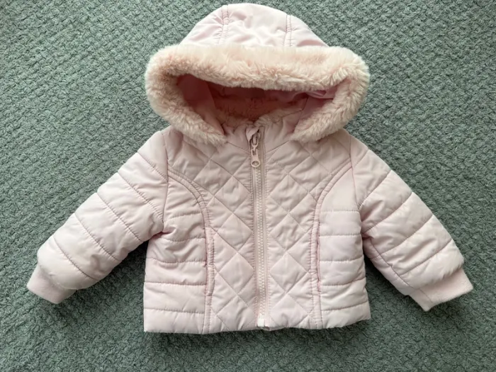 Doudoune rose avec capuche (3mois)