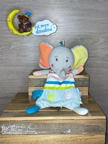 BBC10 doudou éléphant bébé confort