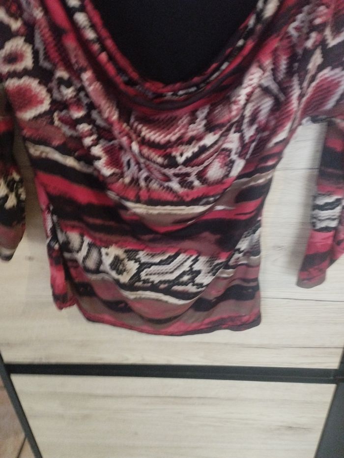 Très joli haut à motifs taille L en viscose - photo numéro 2