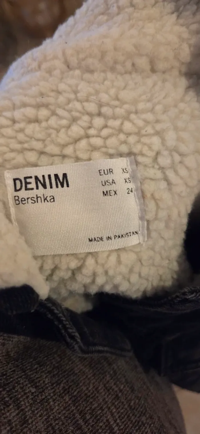 Veste en jean doublée effet mouton Bershka - photo numéro 9