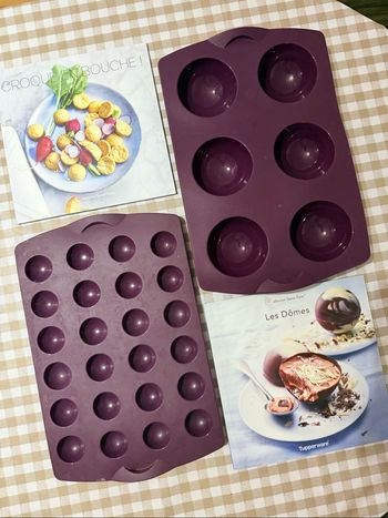 Lot moules et livres de recettes Tupperware