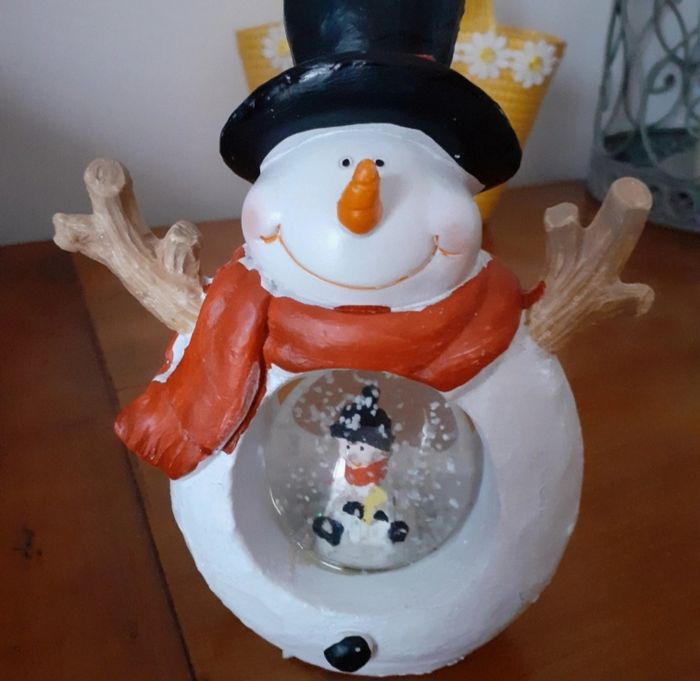 Neuf:Boule à neige "Bonhomme de neige & Enfant - photo numéro 2