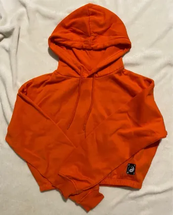 Sweat à capuche court orange – Don’t Call Me Jennyfer