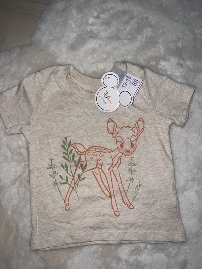 TEE shirt neuf 86cm