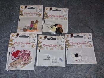 Lot accessoires décoratifs pour village de Noël