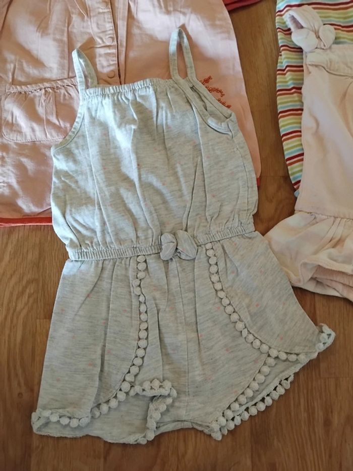 Lot barboteuse fille 6mois - photo numéro 3