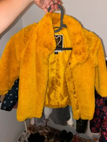 Veste fausse fourrure