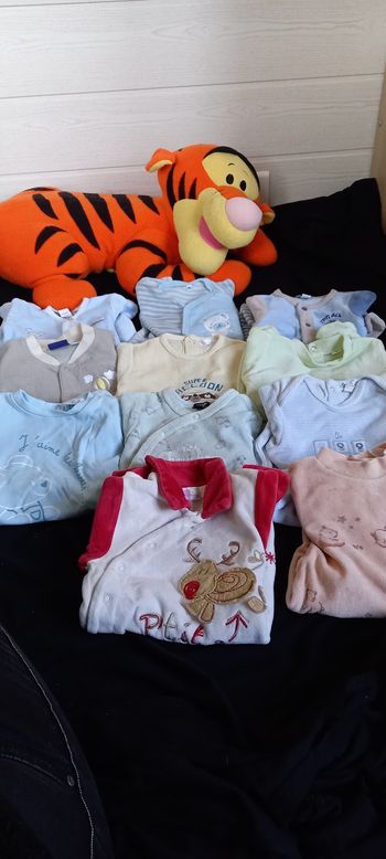 Lot pyjamas 1mois