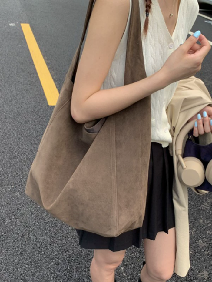 Sac fourre-tout en daim. - photo numéro 2