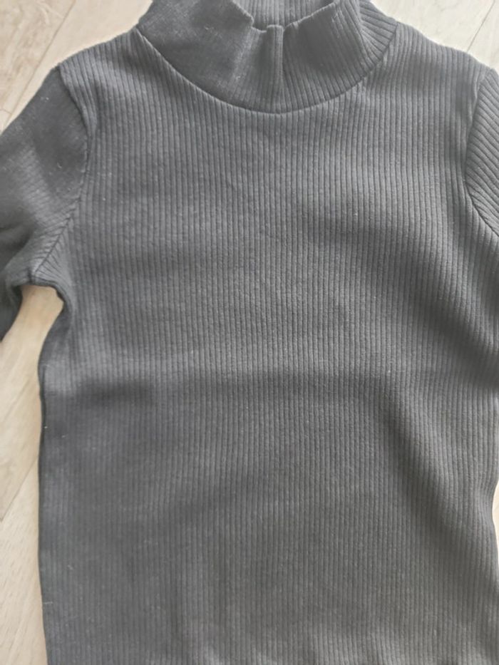 Lot de 2 tee shirt col montant 3 ans - photo numéro 8