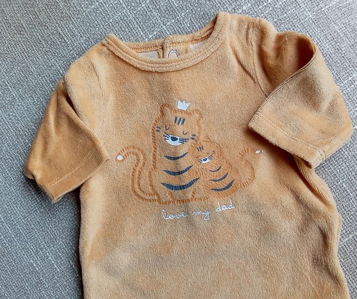 Lot 2 babygros en velours moutarde et bleu Gemo taille 1 mois - photo numéro 5