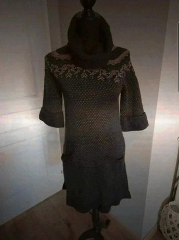 Robe hiver Etam noire et marron imprimé scandinave taille S / taille 36