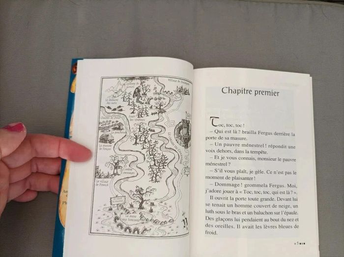 Livre " L école des massacreurs de dragons" tome 1 - photo numéro 4