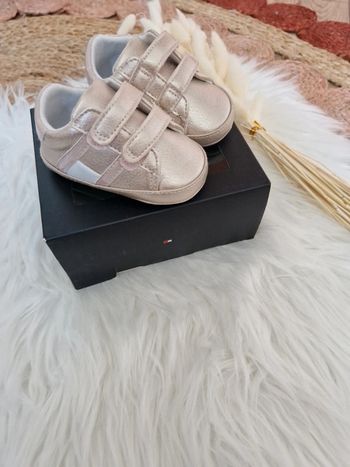 🌸 Magnifique baskets bébé Tommy Hilfiger rose gold taille 18