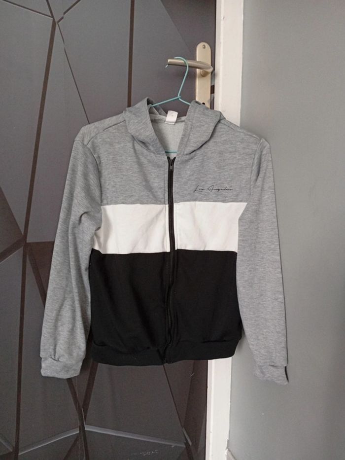 Veste à capuche