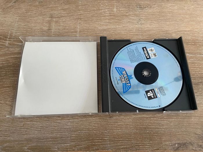 Les aventures de buzz l’eclair ps1 - photo numéro 3