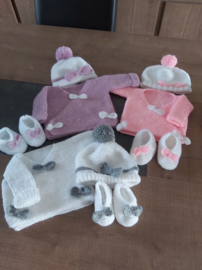 Layette bébé tricotée main - photo numéro 10