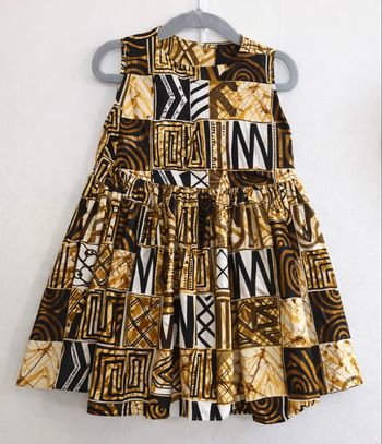 robe et chapeau tissu wax
