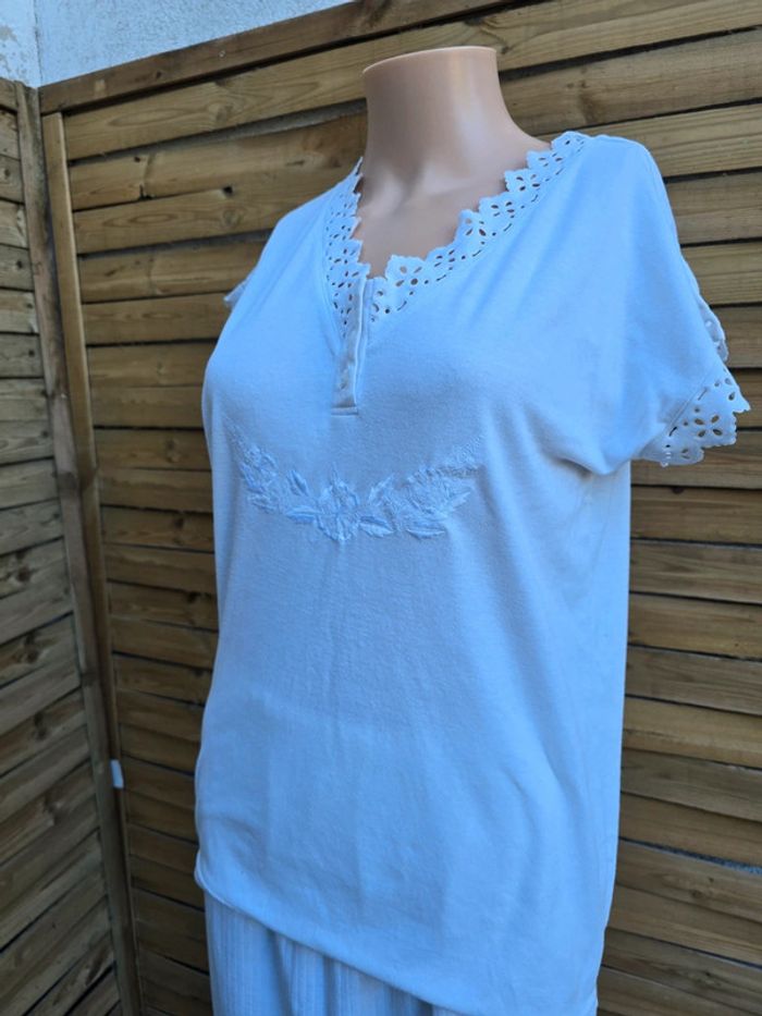 Tee-shirt broderie et découpe 🍒vintage 80🍒taille 38/40 - photo numéro 2