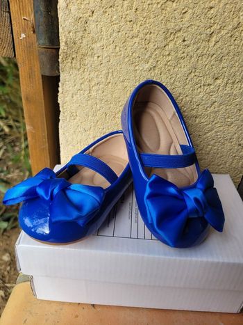 Ballerine bleue taille 22