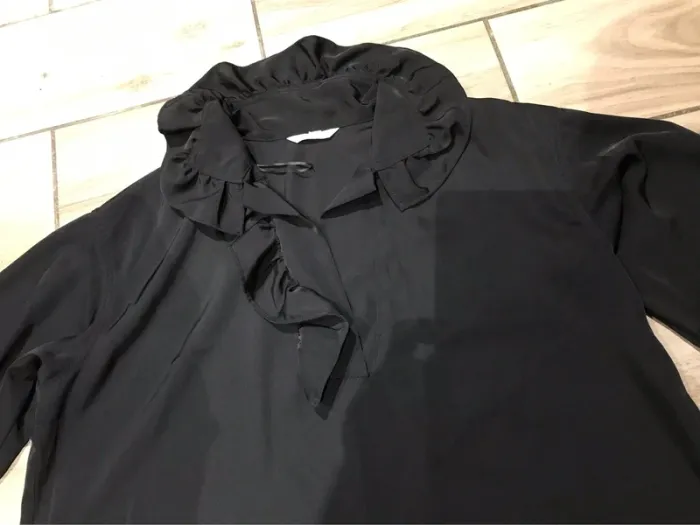 Haut noir h&m XL/XXL - photo numéro 3