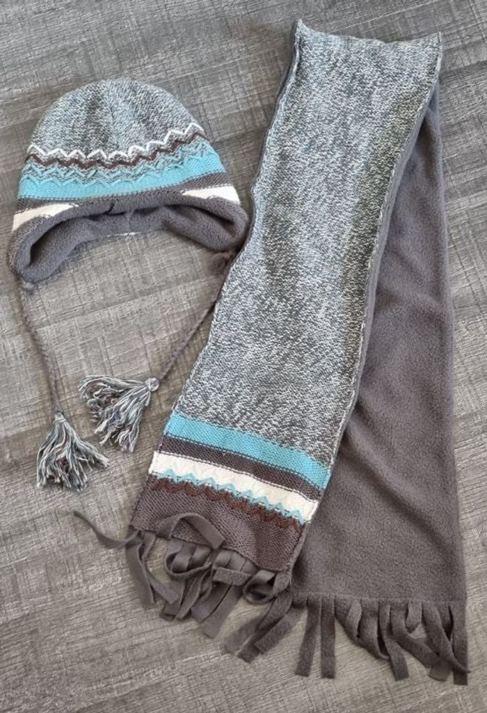 Ensemble bonnet et écharpe