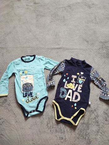 Lot de 2 bodies 24 mois