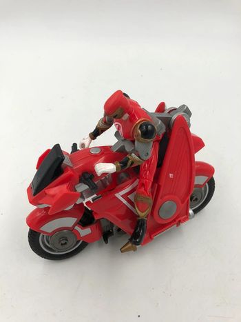 Moto transformable Power Rangers Red Bandai 2002