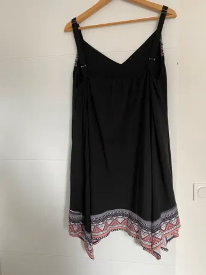Robe d’été noir - photo numéro 2