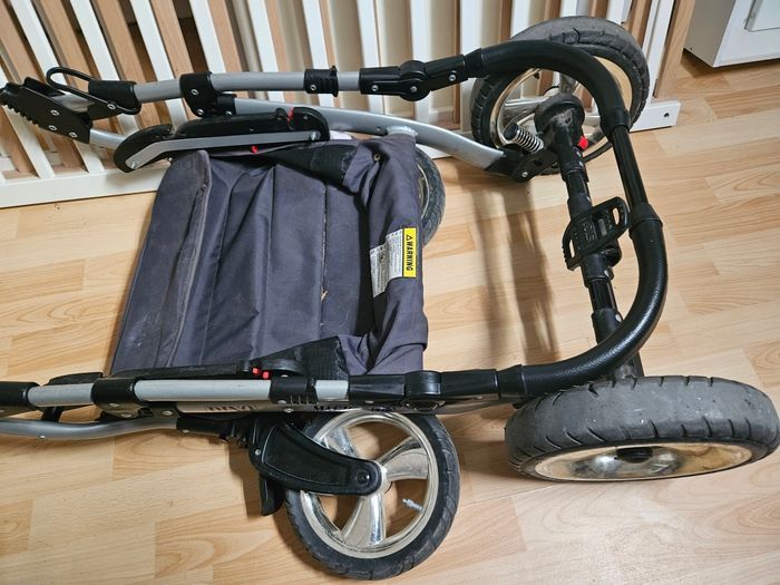 Poussette - photo numéro 4