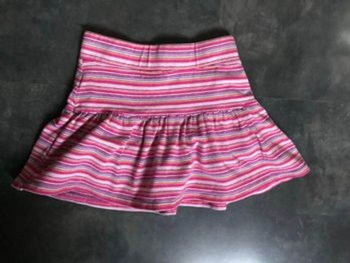Jupe short fuchsia rayé 5 ans The children palace - photo numéro 4