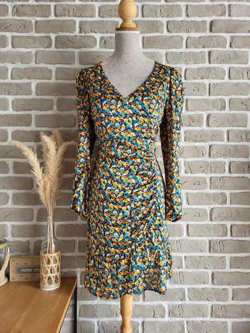 Robe satinée fleurie aux accents rétro Promod - Comme neuve