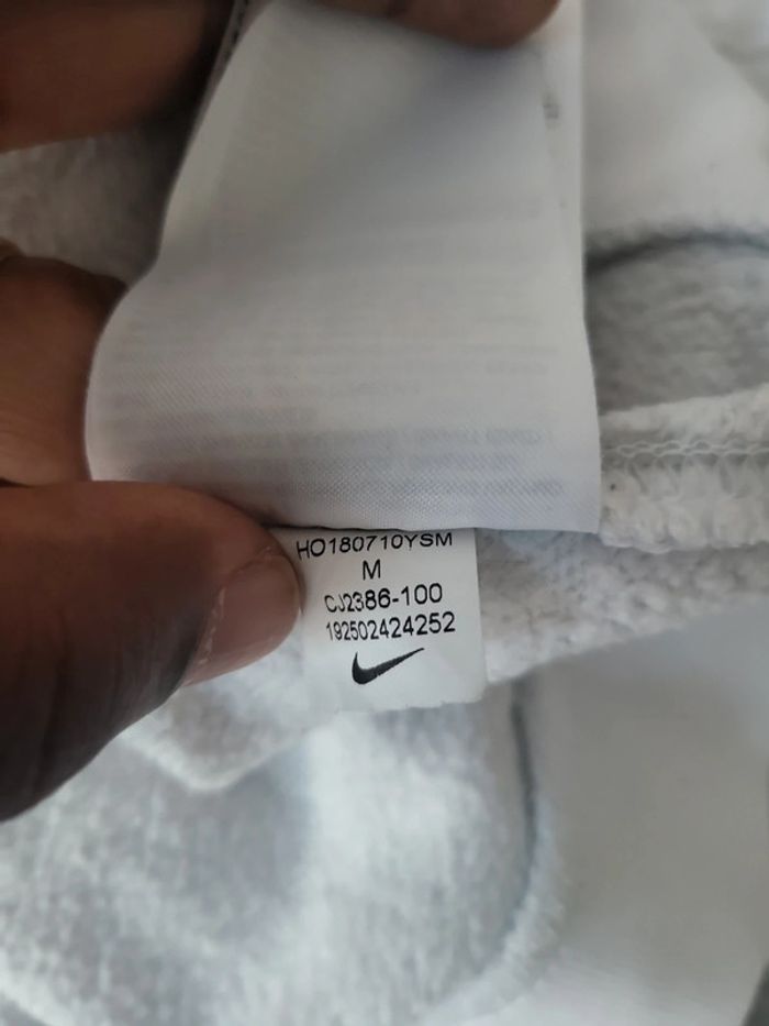 Sweat à capuche Nike Paris – Blanc – Taille M – Style urbain - photo numéro 6