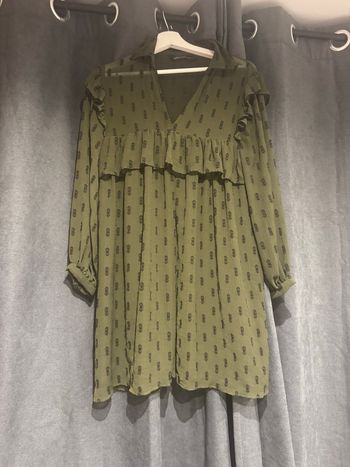 Robe kaki Zara taille  S -14€