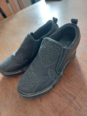 Paire grise brillante