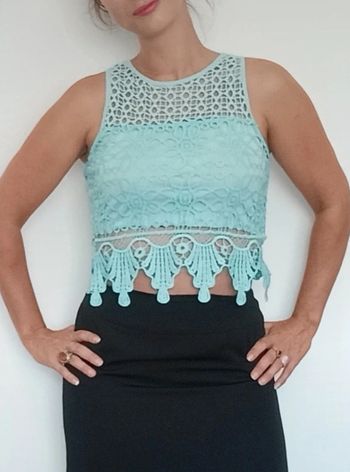 Top crop turquoise doublé crochet neuf taille 38