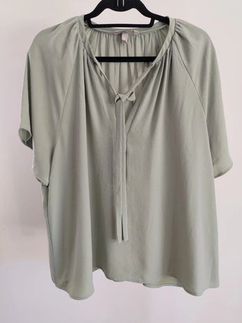 H&M blouse amande L