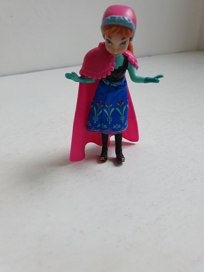 Anna reine des neiges